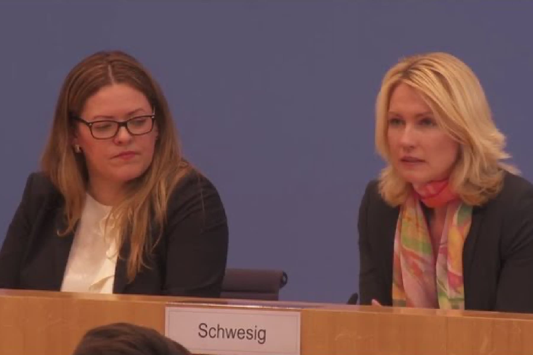 Bundespressekonferenz: Manuela Schwesig stellt DIVSI U9-Studie vor